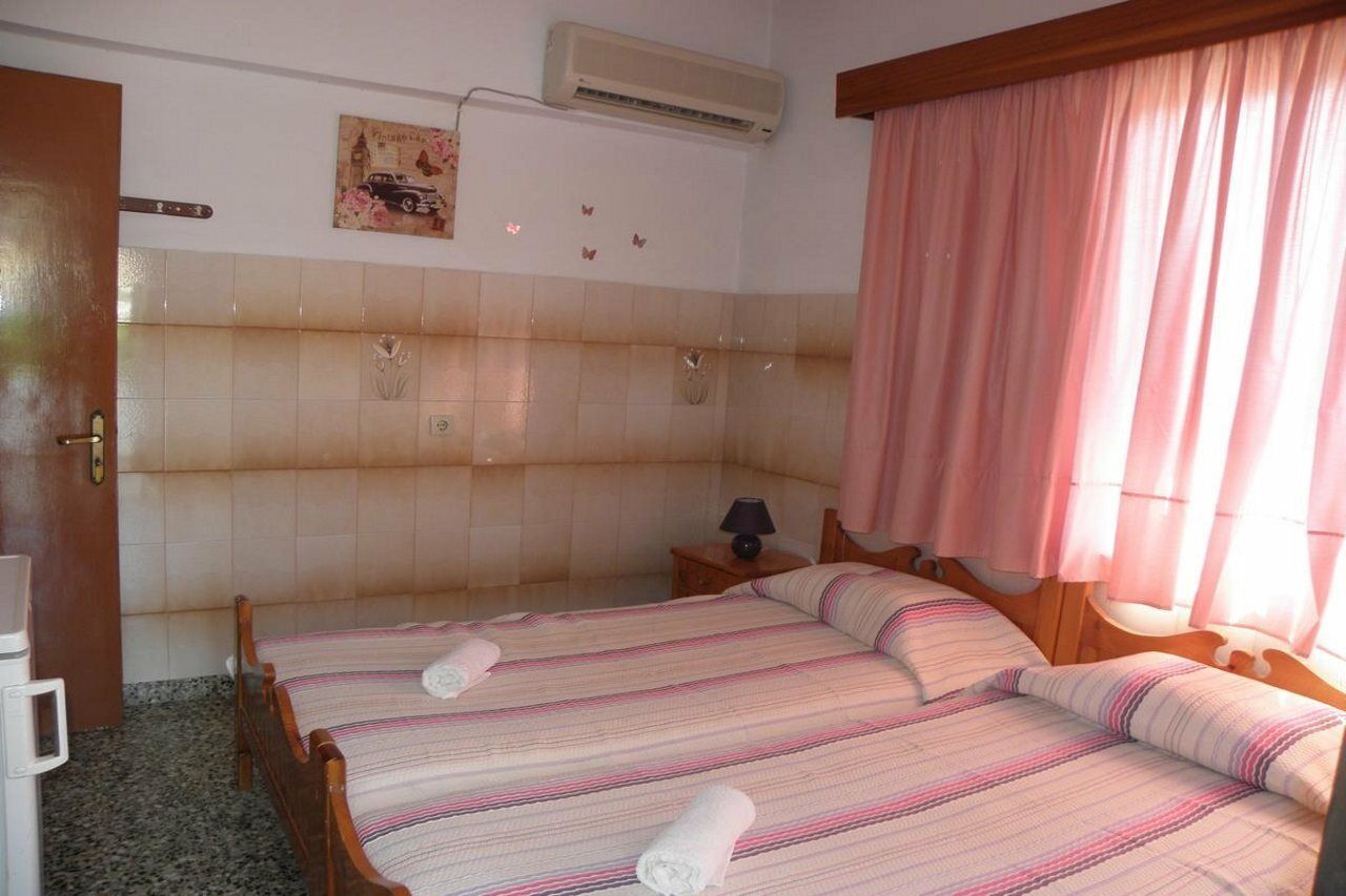 Afroditi Pension Archangelos  Exterior foto